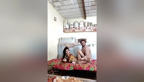 Indian slut in a black hair and round booty amateur porn