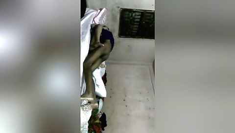 Indian girl with big ass gets banged hard on webcam