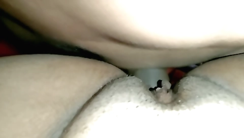 Sexy bhabhi amateur video showing her fucked on the bed