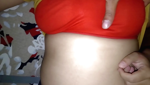 Amateurs hairy girl with large boobs shows off hairy body