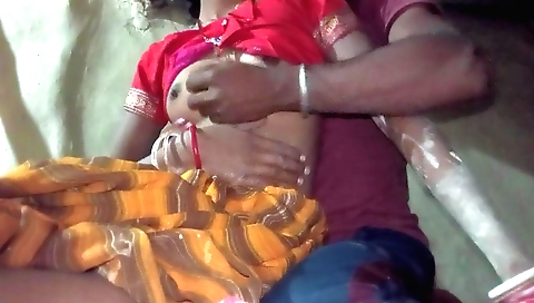 Indian brunette gets fucked on the side of the truck