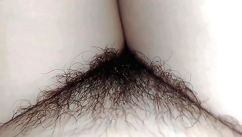 Indian hairy blonde seduces her bed on her hairy bush