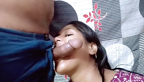 Indian hottie enjoys a good sex and she gets penetrated