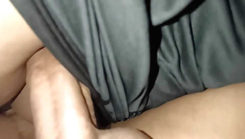 Indian amateur with a nice round pussy getting penetrated