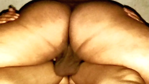 Indian teen gets fucked on the bed in the best way