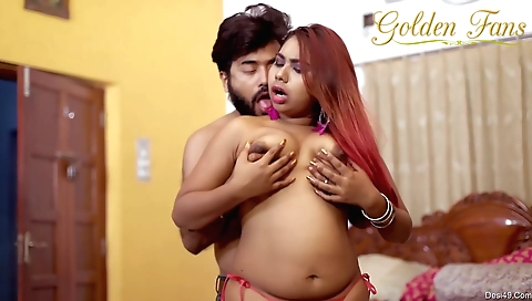 Chubby milf with a big booty fucks a guy on the net