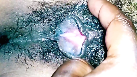 Amateur babe with a nice figure fucks her girlfriends hairy body