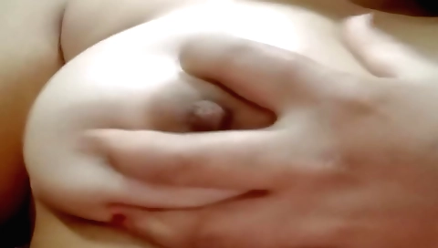 Indian chick with a fan in her chest masturbating on mirror