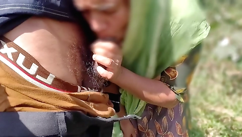 Indian babe doing a handjob outside in her backyard