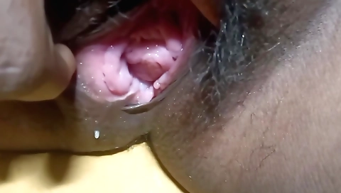 Neetu bhabhi made her pussy and pussy hole wet by her lover