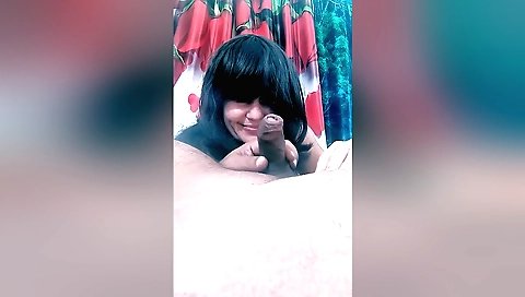 A sexy hot brunette amateur porn video with hot action