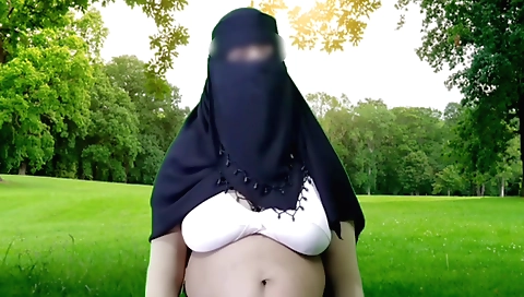 Indian housewife with soft tits fucked by her lover