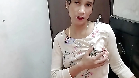 Solo female stepsister with a hot body and a sexy smile