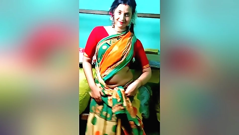 Indian solo female video with shaved pussy and a nice body