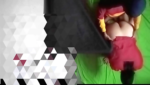 Indian amateur brunette sucks her lover's big dick