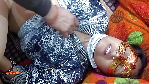 Indian bhabhi girl gets fucked in the doggy position