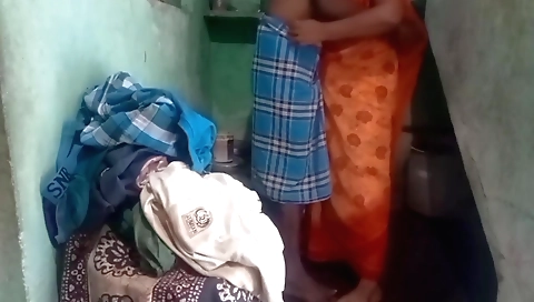 Slutty amateur teen 18+ video sex with a webcam host