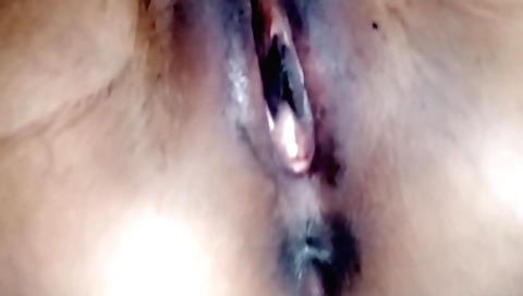 Indian amateur solo video with her in various poses