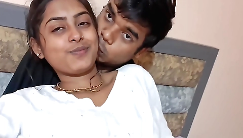 Milf in white dress gets her pussy licked and banged