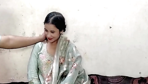 Jier se mele ke bahane chut mari in hot red underwear