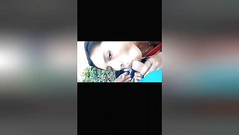 Amatious indian chick fucks in front of the camera