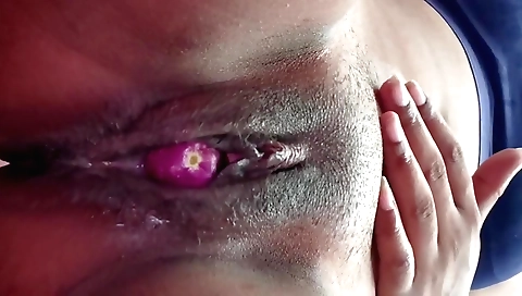 Indian solo female 18+ toys in her ass in amateur video