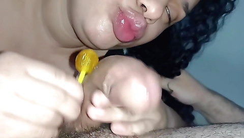 Indian girl sucks on her boyfriend and gets fucked deepthroat