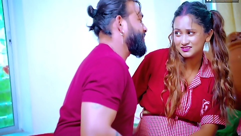 Redhead with gorgeous face is a fan of her boyfriend's body