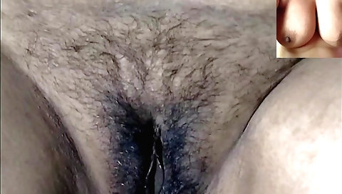 Indian chick with a nice booty sucks her friend's big rod