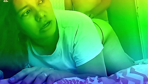 Indian amateur video shows a horny brunette getting fucked