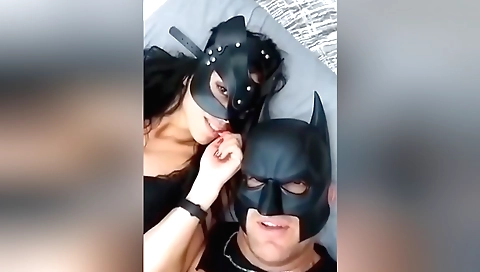 Amateur brunette shows her natural body in an exciting vid