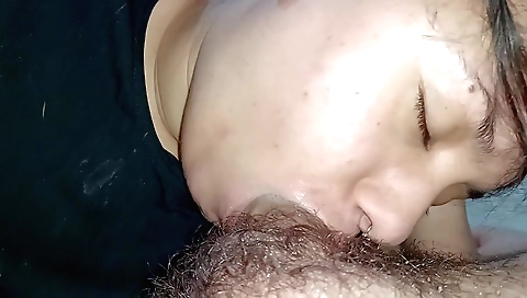 Indian chick with a big ass getting deepthroat fucked