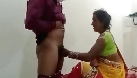 Indian brunette gets fucked from behind in webcam sex video