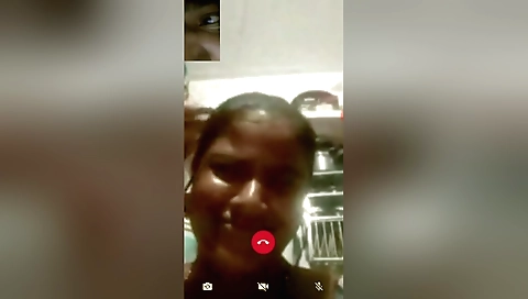 Today Exclusive-tamil Cheating Wife Showing Pussy To Lover