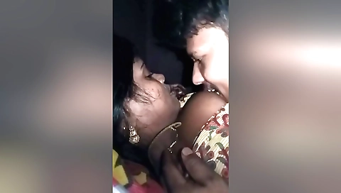 Mature woman with round ass and big boobs fucks on bed