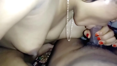 Hand job in a couple of hot indian amateur porn clips