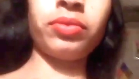 Sexy video of a brunette naked hairy pussy on web cam