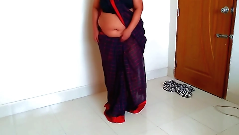 Thick black panties party dance in their tight pants