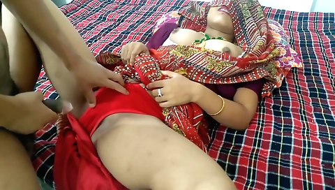 Handjob in this horny homemade fuck movie video scene