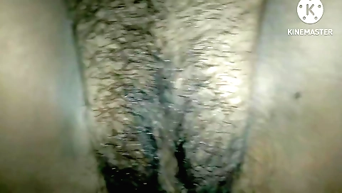 Indian girl in a hairy pussy is a very responsive girl