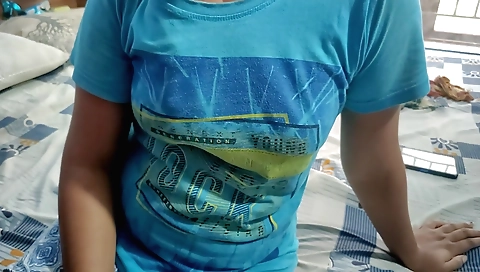 Busty milf takes it easy on her boyfriend and gives him a ride