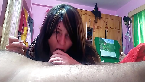 Busty indian whore showing hardcore blowjob on webcam