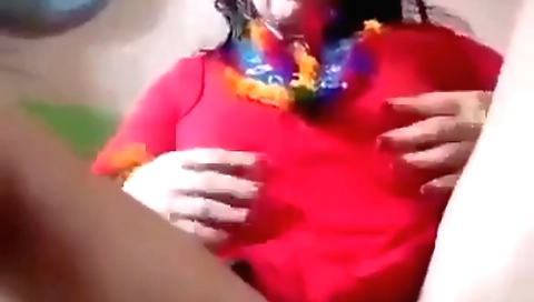 Solo amateur brunette amateur milf naked webcam clip